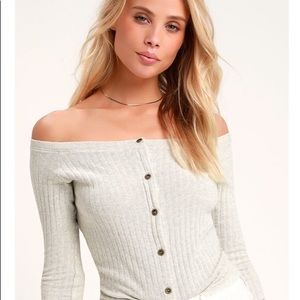 REVERSIBLE cute tee in beige✨size M & L